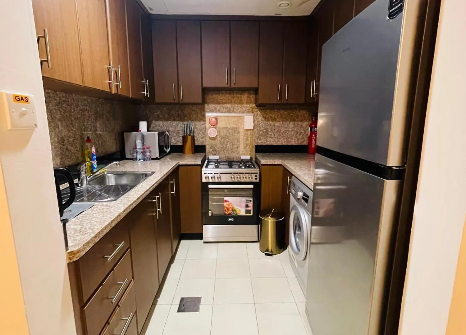 Apartment Stylish Fairview Stay In Business Bay Canal View Marasi Drive Dubai Vereinigte Arabische Emirate