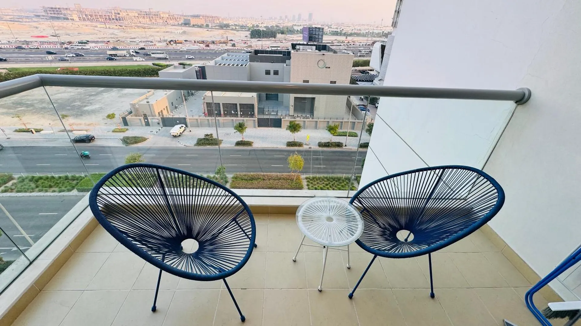 Stylish Fairview Stay In Business Bay Canal View Marasi Drive Dubai United Arab Emirates